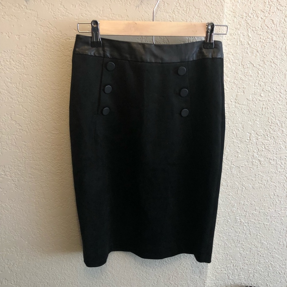 NWOT H&M Black suede pencil skirt w/ leather
